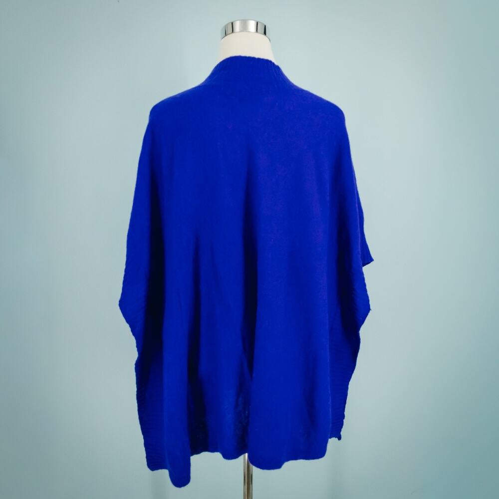 Claudia Nichole Size Medium M Royal Blue V Neck Short Sleeve Cashmere Sweater - Picture 3 of 6